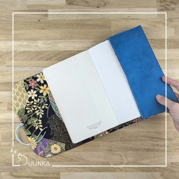 Pochette livre broché + marque page > 40€ – Image 3