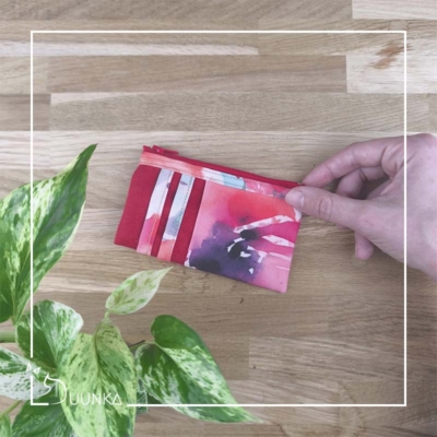 Porte carte et monnaie > 14€