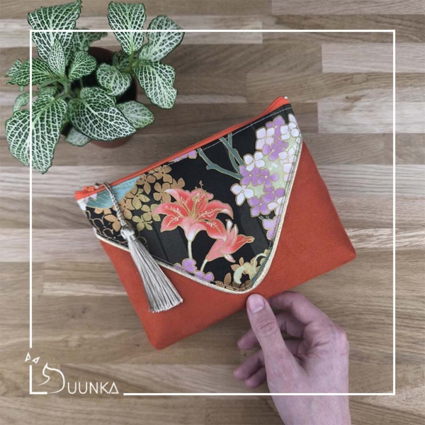Pochette bandoulière > 30€