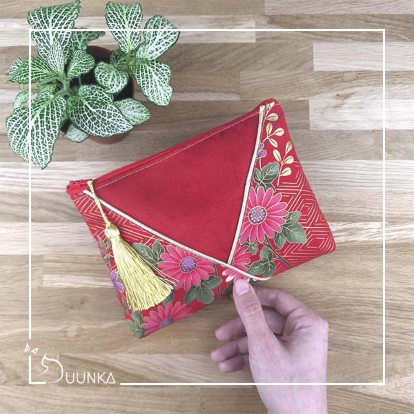 Pochette bandoulière > 30€