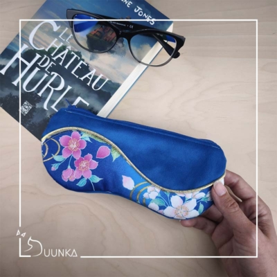 Étui lunettes > 18€