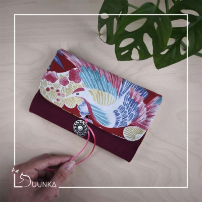 Pochette livre de poche > 24€